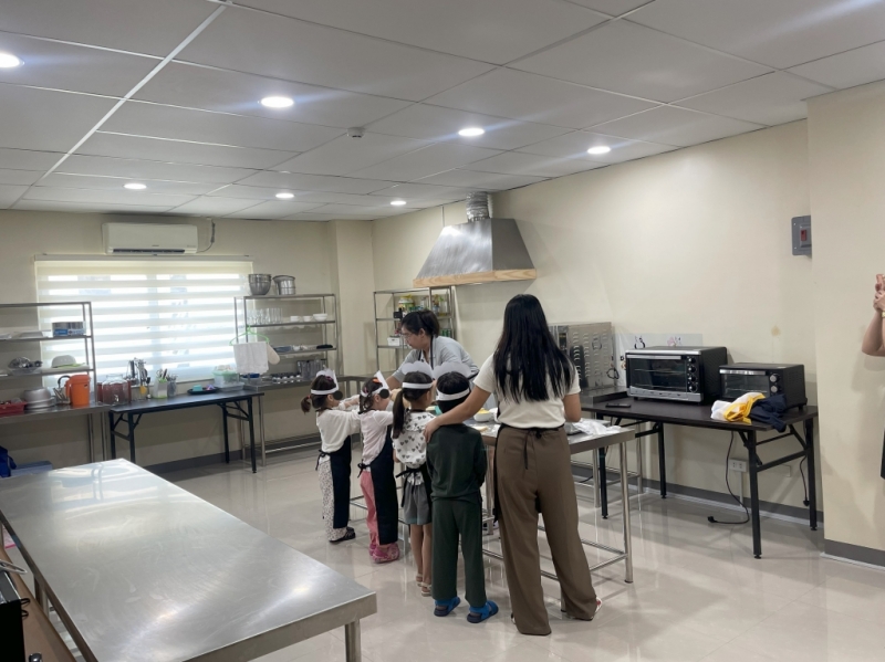 フィリピン留学 Cebu21 - HELP CLARK-Gentry Kindergarten-4